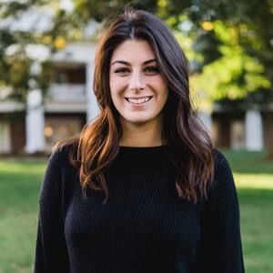 Meet your Posher, Sophia